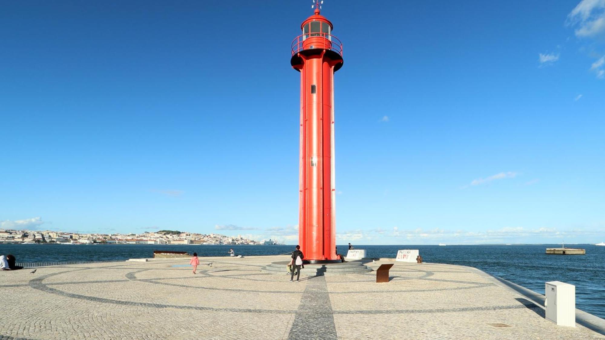 Cacilhas Riverview! Almada Esterno foto